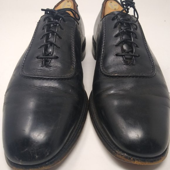 Allen Edmond\'s 9.5 dress shoe main image 5